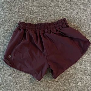 Lululemon Hotty Hot short